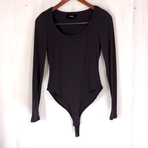 Cider Tops - Cider Dark Grey Ribbed Scoop Neck Long Sleeve Bodysuit Size Medium
